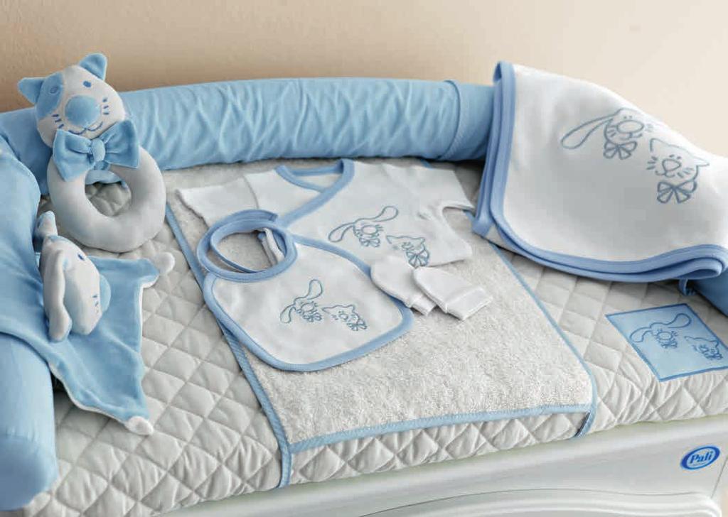 Imbottitura 3 lati 3-sided changing pad codice: 067015433 ean: 8033837347484 68,00 Set Primi giorni Newborn gift set Composto da: coperta jersey per culla/