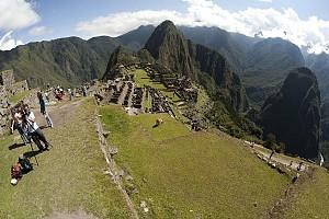 TREKKING CAMINO INCA A MACHU PICCHU 10 giorni a partire da 2215pp Un trekking per vivere un'emozionante avventura lungo il celebre Cammino Inca, Patrimonio Mondiale Unesco.