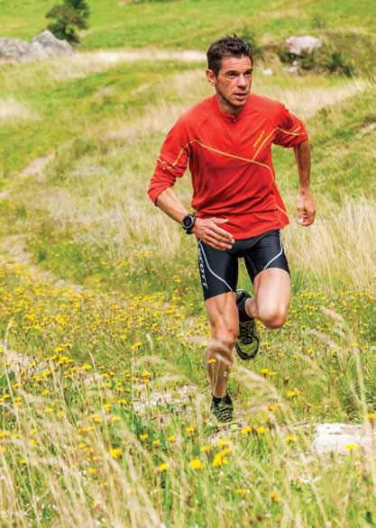 fēnix 3 trail e multisport Marco De Gasperi - Trail Runner Campione del mondo di corsa in montagna IL GPS SMARTWATCH PER SUPERARE I TUOI LIMITI Metriche fitness avanzate Se utilizzato con la fascia