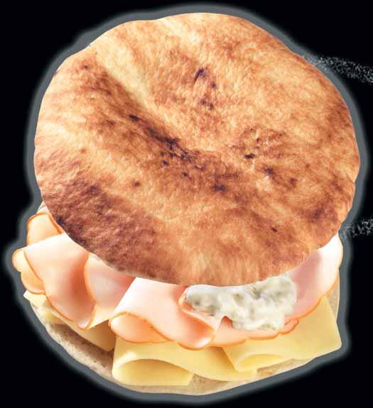 frisbee super fac r ito pane tondo ricetta tradizionale, cotto su pietra pollo arrosto di pollo a fette 3 formaggio edamer morbido e