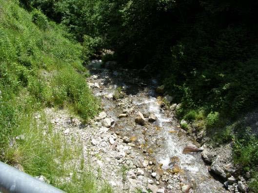 Scogliere e soglie in massi ciclopici a secco Bassa. 35.