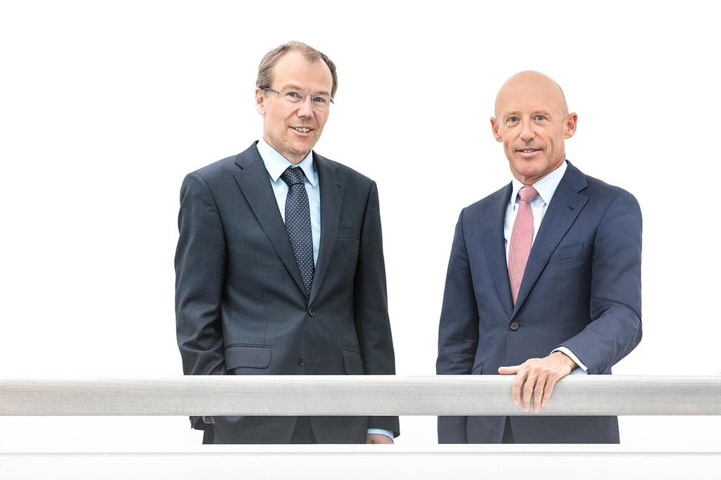 Rapporto sulla situazione Raiffeisen cresce più del mercato Prof. Dr. Johannes Rüegg-Stürm e Dr. Patrik Gisel Anche il 2016 è stato un anno molto positivo per il Gruppo Raiffeisen.