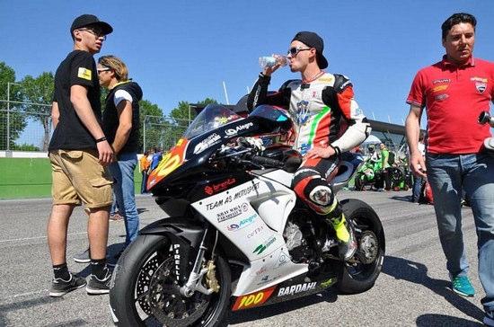 Nella Supersport Bardahl fornisce i propri prodotti a due squadre : l Extreme Racing Service, pilota Davide Stirpe e AS Motorsport, pilota Luigi Morciano.