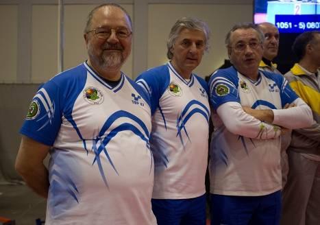 1-4 Marzo Padova Campionato Italiano Indoor La squadra master maschile arco nudo vince