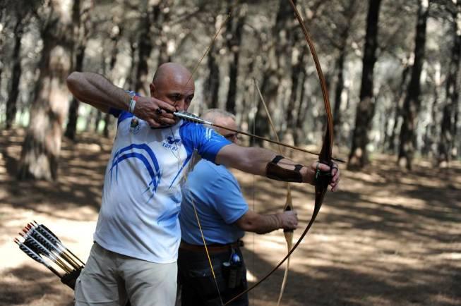 8 Luglio Ovada (AL) Campionato Regionale Campagna Botto Giorgio vince tra i seniores maschili arco ricurvo, come Botto Anna tra le seniores femminili, Rossi Ilaria tra le