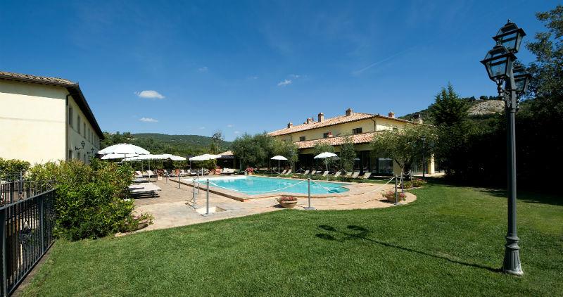 NATALE RELAIS PERUGINO Umbria / Perugia 90,00 euro a persona