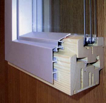 8 Dettaglio di infisso in legno massello ad alte prestazioni energetiche: Uw 0,7-0,75. Il profilo in legno massello presenta camere d aria che interrompono il ponte termico (Passivhausfenster). Fig.