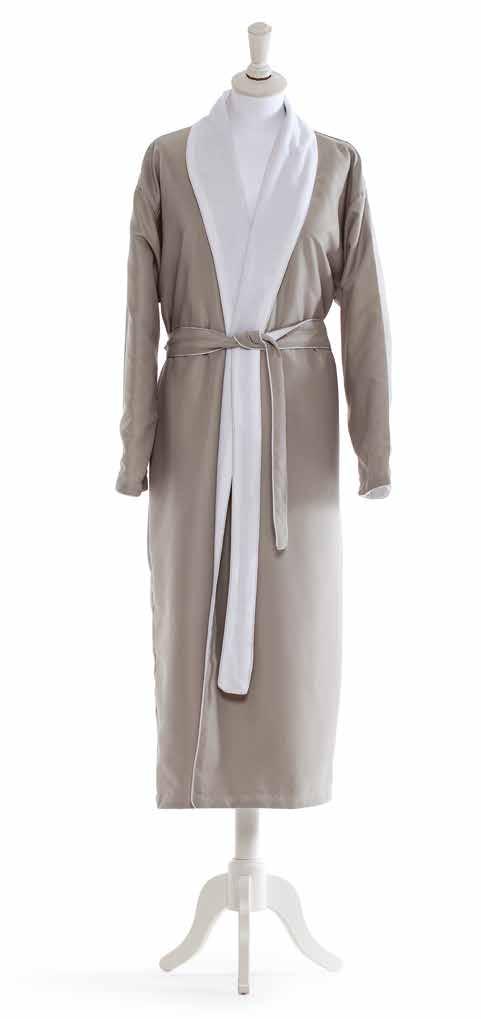 Dettagli: 2 tasche, cintura, collo a scialle varianti colori a cartella "Sanya" bathrobe #LABSPUGN0604 - S/M #LABSPUGN0602 - L/XL Colours: white/grey microfiber shell inner 80% cotton, 20% polyester