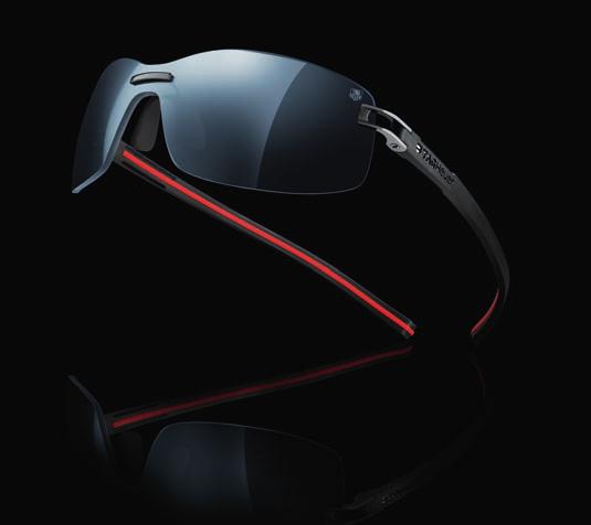 Gli occhiali TRACK S con stanghette bicolore sono l ultima strepitosa novità del Marchio in materia di eccellenza e di design all avanguardia.