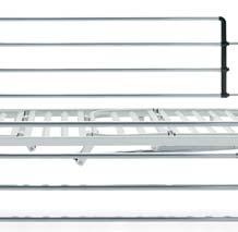 A 9121/S Costruite in acciaio verniciato. Horizontal side bars made of polished aluminium alloy tube.