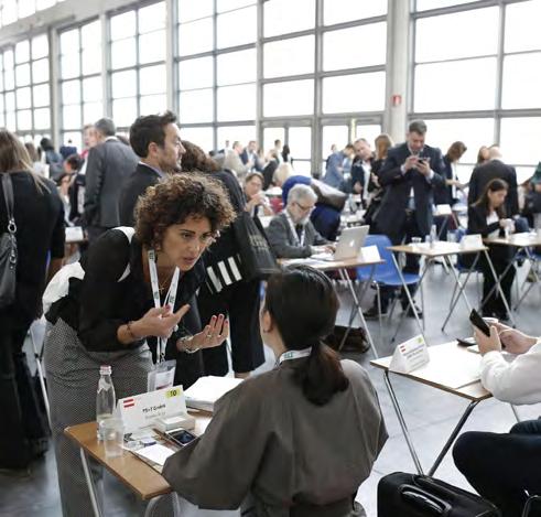 ATTUALITÀ, INNOVAZIONE, FUTURO Un ricco programma di forum, convegni, seminari formativi e conferenze per mettere in luce l evoluzione del turismo in tutto il mondo.