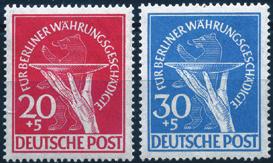 ..15 - Germania Reich - 1941 - Federazione dei Postali, n 697/702. Cat. 60 (**)...10 - Germania Reich - 1945 - In onore delle S.