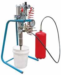 Disponibili pompe idropneumatiche 480 e 750 bar Aria Un regolatore di pressione a taratura fine e continua permette di regolare la pressione desiderata. E rapida, veloce, di facile utilizzo.