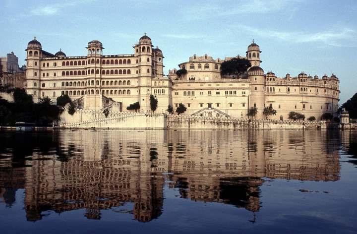 ATTIVITA 30 DICEMBRE - UDAIPUR Colazione in