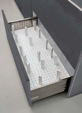 A valid solution for optimal use of space is represented by the pull-out column with interior drawers made of steel and