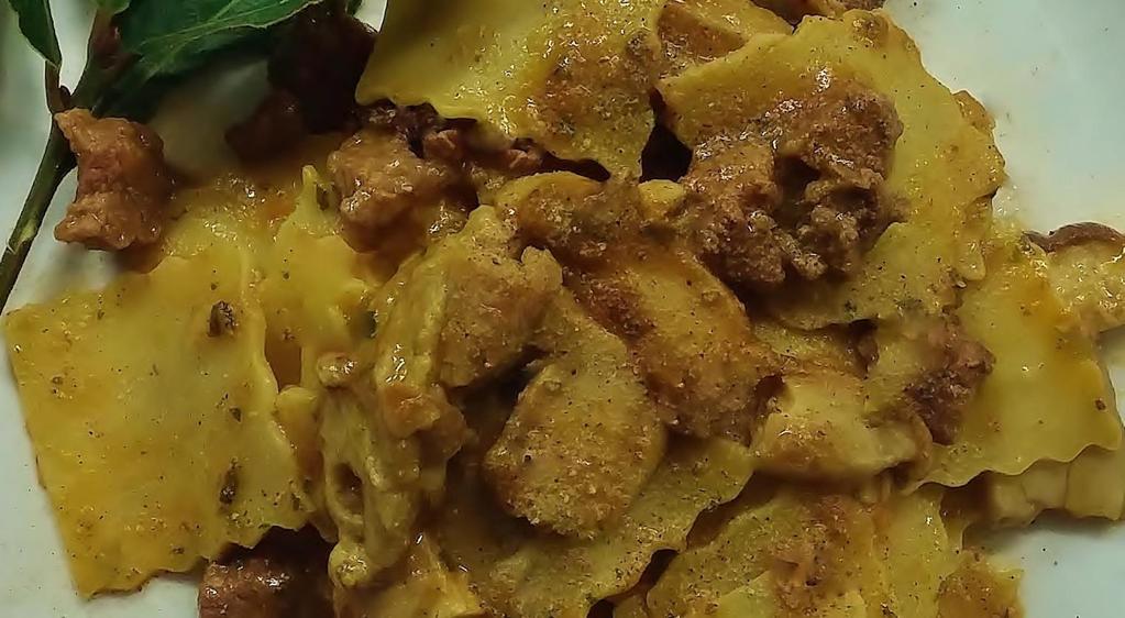 Maltagliati di sfoglia fresca con Ragù