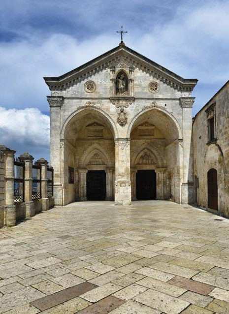 Giorno 7 CASTELLO E SANTUARIO Ore 9.00 prima colazione.