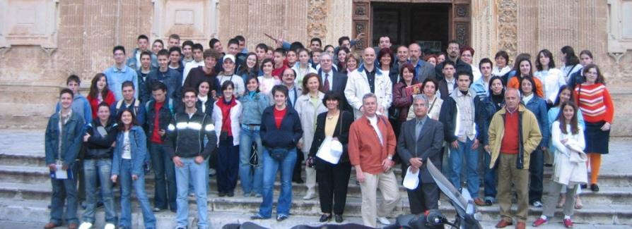 tour 4 ATENE Crociera EGEO ICONICO 4 Isole Greche e Turchia 1 Giorno mercoledì: Ritrovo dei partecipanti al porto* e disbrigo delle formalità di imbarco. Sistemazione a bordo e partenza.