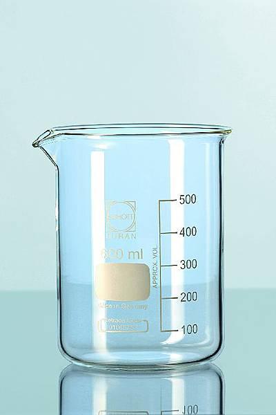Ci sono invece recipienti chiamati matracci la cui taratura permette di misurare volumi prefissati di liquidi con notevole accuratezza.