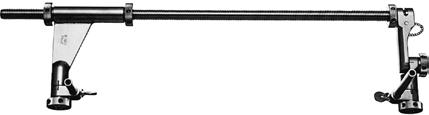 Strumenti 394.350 Grande distrattore 323.055 Centrapunte per filo di Kirschner da B 1.6 mm, lunghezza 70 mm, per n 323.027 e 323.054 312.648* Centrapunte LCP 3.5, per punte elicoidali da B 2.8 mm 324.
