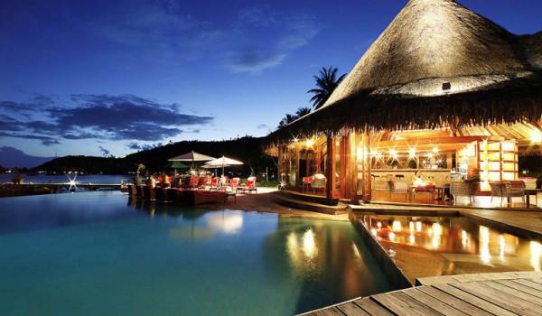 Sofitel Bora Bora Marara Beach Resort - sorge direttamente sull isola principale di Bora Bora a circa 20 minuti a piedi dalla famosa spiaggia pubblica di Matira.