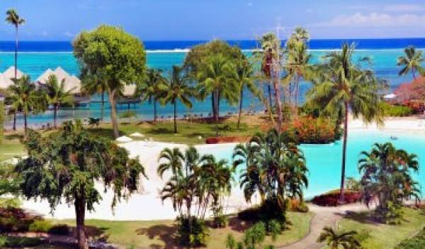 LE MERIDIEN TAHITI - De luxe garden - Pernottamento e prima colazione continentale Tahiti, è la più grande isola dell arcipelago della Società e unisce le bellezze selvagge della natura a strutture