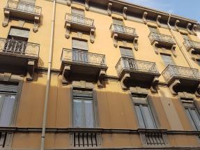 Balcone e cantina. Posizione estremamente prestigiosa. Prezzo richiesto: Euro 160.000,00 - Rif. 26/1 I.P.E. 142,53 KWH/M2 In centro, vicino a C.