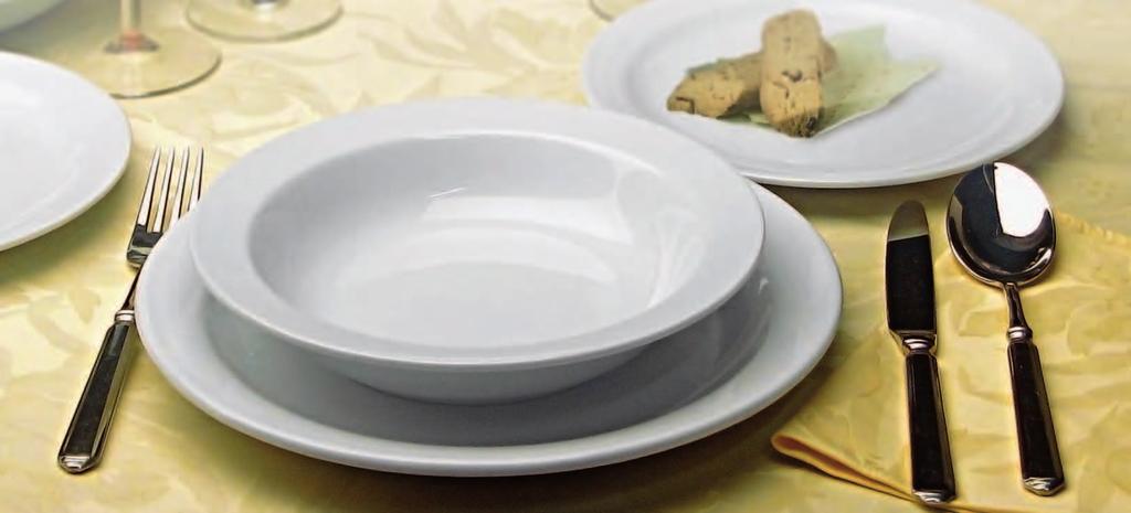 BASIC Cod. BC000250000 Piatto piano Dinner plate Ø cm. 25 x h. cm. 3 Cod. BC001210000 Piatto fondo Soup plate Ø cm. 20 x h. cm. 4 Cod.