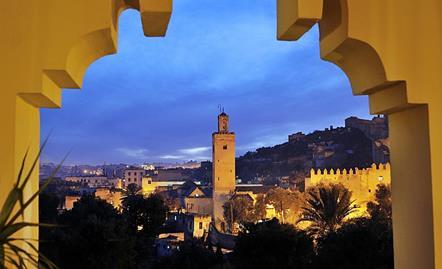 religiosa, intellettuale e artistica del Marocco, tra labirinti di vie strette