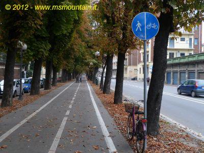 ciclisti, affiancata ad un percorso