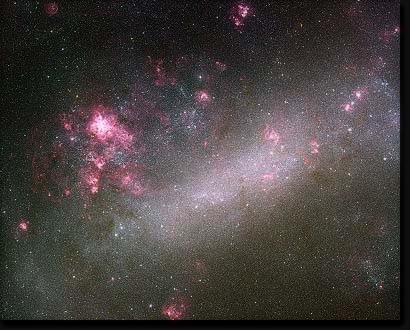 Galassie Irregolari e Peculiari Irregolari: la Grande Nube di Magellano Le galassie Irregolari non hanno