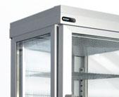 R Ripiani in vetro girevoli Design lineare e moderno Gas refrigerante R507. Pastry display units 940, available with static or ventilated refrigeration system.