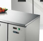 727,00 FRESH 2P/A 8TRF72IPLN900 Piano + alzatina / Work top with splashback 2 griglie /Shelves 1400x700x950 1430x760x1020 1.