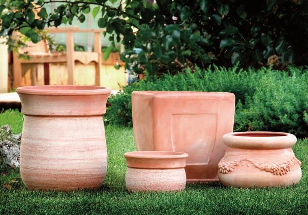 Terracotta Galestro Galestro, una terra ruvida per un prodotto semi artigianale dalle forme ora moderne ora classiche, ideale anche per