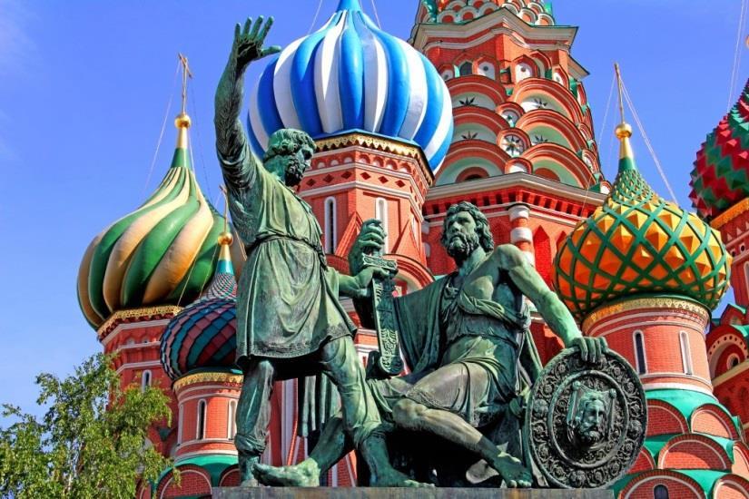 Piazza Pushkin, l'anello dei viali, il Teatro Bolshoi, l'università Lomonosov e la collina dei passeri dalla quale si apre una splendida vista su tutta la città,