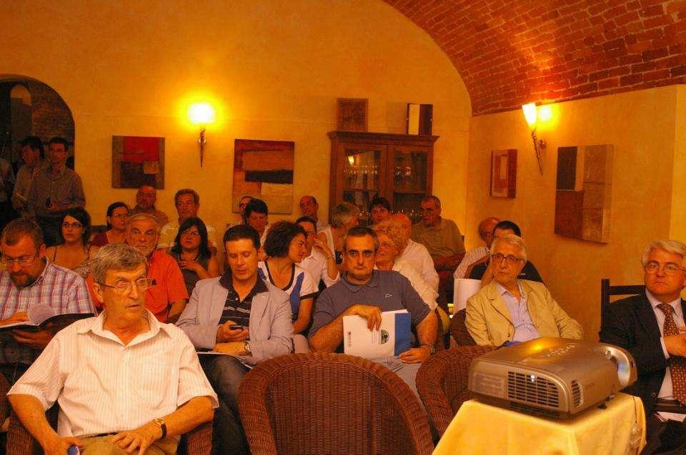 2010 CONVEGNO di presentazione pubblica e Sottoscrizione della richiesta di