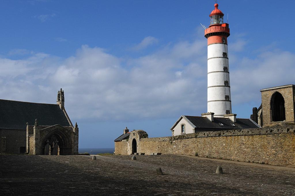 Le Conquet: bel posto ma molto affollato; i camper non sono molto apprezzati.