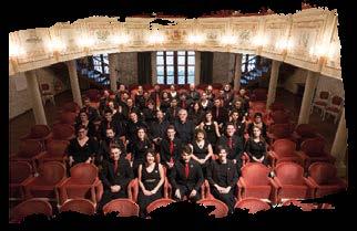 Il coro Soprani Maria Chiara Ardolino, Blanca Asturiano, Cecilia Ciavarella, Elena Di Marino, Maria Giuditta Guglielmi, Carolina Intrieri, Martina Paramatti, Marta Perego, Giulia Ravagnani, Nada