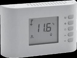 La temperatura ambiente può essere controllata attraverso termostati elettronici a parete, con differenti soluzioni in funzione delle esigenze dell'ambiente.