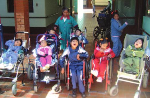 Ospitalità senza frontiere Comunità Terapeutica Puntiti Comunità Terapeutica Puntiti Nel settembre 1996, le Suore Ospedaliere si stabilirono nella città di Cochabamba, Bolivia, grazie alla nascita