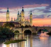A Segovia ammireremo l'acquedotto romano con le sue 128 arcate e l'alcazar (il Castello) che fu per Walt Disney fonte di ispirazione per la favola della Bella e la Bestia. Rientro quindi a Madrid.