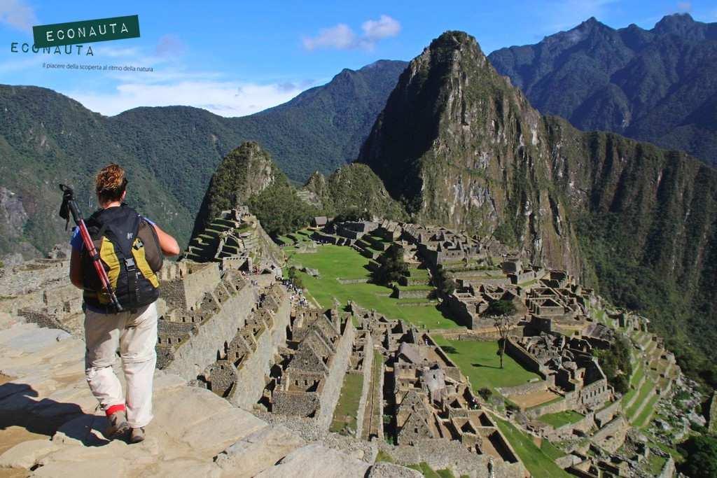 Per poi percorrere il mitico Cammino Inca, che in 4 giorni di viaggio a piedi ci porterà a Machu Picchu in un crescendo di stupore e esaltazione.