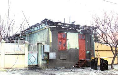 Alte două aufoto Vasile Caburgan tospeciale, precum şi sprijinul grupării operative din cadrul Inspectoratului au fost necesare lichidării incendiului ora 6,30.