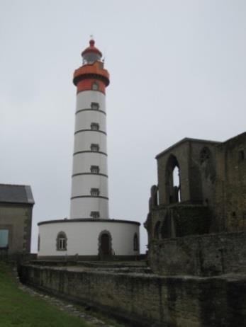 intagliate e pitturate, l organo colorato ecc. Ripatiamo ed andiamo sulla penisola del Crozon.