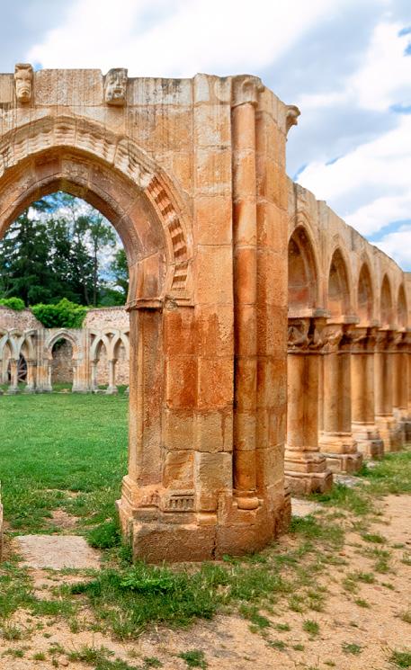 Vieni a scoprire questo esempio di architettura cristiana medievale.