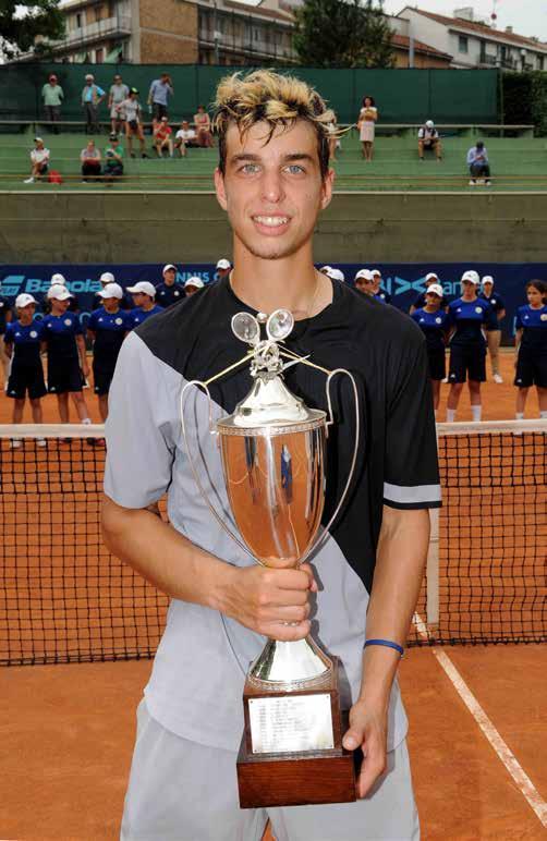 18 giovani Gli Zverev di domani scoperti dal Bonfiglio Adrian Andreev, il campione stanco, ed Eleonora Molinaro, la lussemburghese col nonno friulano. Sono loro i vincitori al Tc Milano A. Bonacossa.