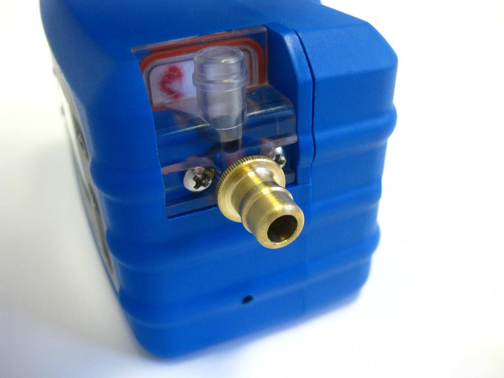 Calibrazione automatica Speciale circuito di controllo del flusso con automatica compensazione per cambio di flusso, pressione e temperatura.