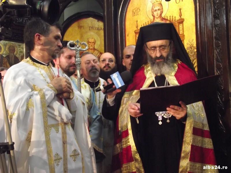 SCRISOAREA PASTORALĂ A ARHIEPISCOPULUI ŞI +EPISCOPULUI IRINEU POP-BISTRIŢIANUL, ADRESATĂ CRE3DINCIOŞILOR, LA SĂRBĂTOAREA NAŞTERII DOMNULUI Prin Naşterea Sa ca Om, Iisus Hristos, Dumnezeu-Omul, intră