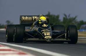 avesse interrotto la corsa proprio mentre Senna era nel mirino della McLaren di Prost. In quell'anno concluse il mondiale in nona posizione.