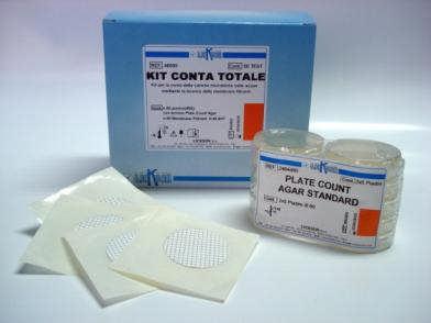 3 Kit completi contenenti terreni di coltura pronti in piastra petri ø 60 mm + le membrane di filtrazione con reticolo, in confezione singola sterile.